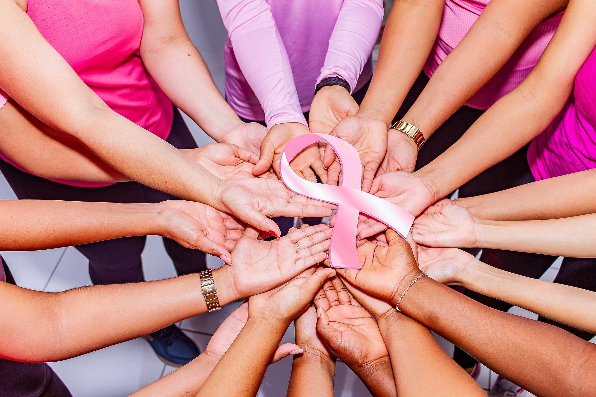 QUARTU CELEBRA L'OTTOBRE ROSA CON INCONTRI E VISITE SENOLOGICHE IN BIBLIOTECA