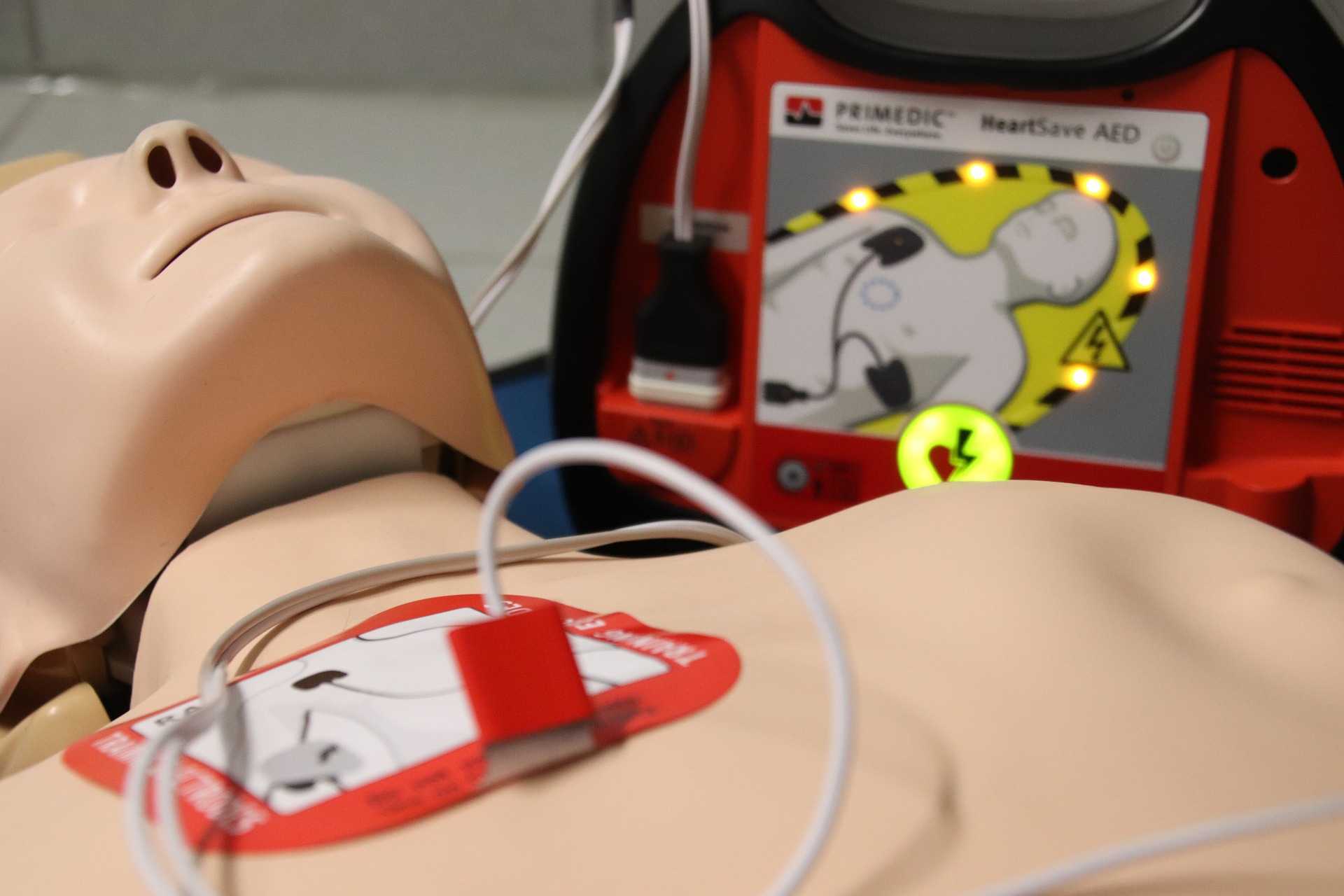 DEFIBRILLATORI, INVITO ALLA MAPPATURA NEL NUOVO REGISTRO REGIONALE AREUS