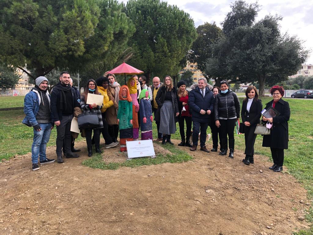 AL PARCO DEL POPOLO KURDO INAUGURATO IL MONUMENTO CONTRO IL FEMMINICIDIO