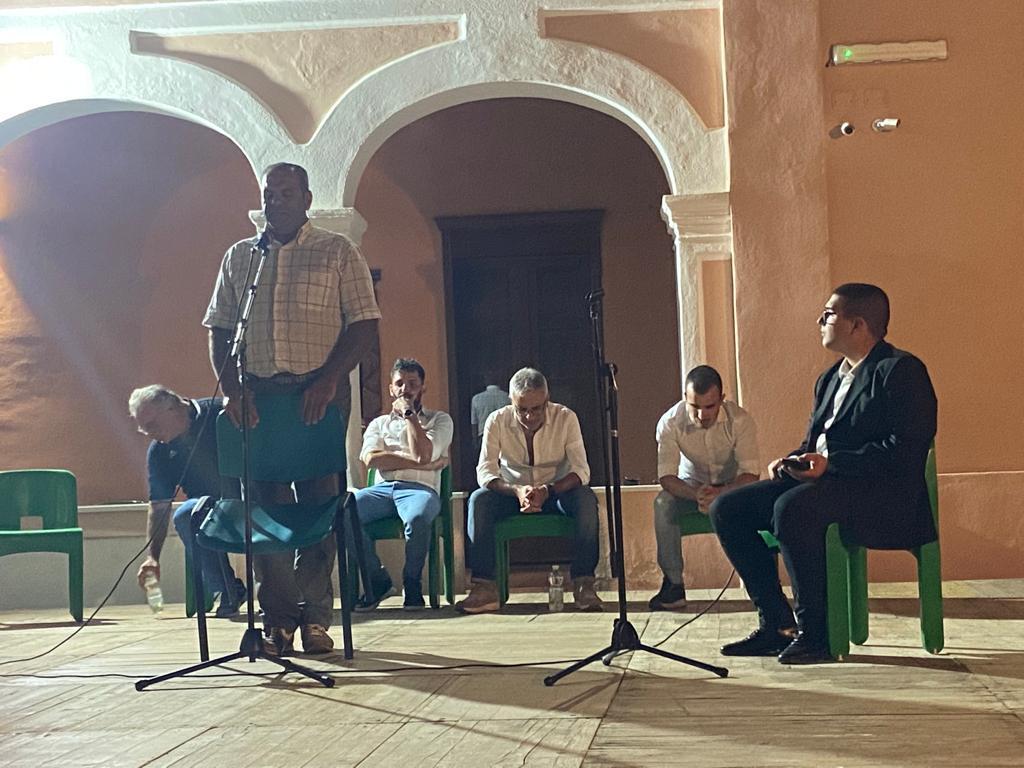 CON SI GHETAT CUSTU BANDU LABORATORIO BALLO SARDO E GARA POETICA CAMPIDANESE