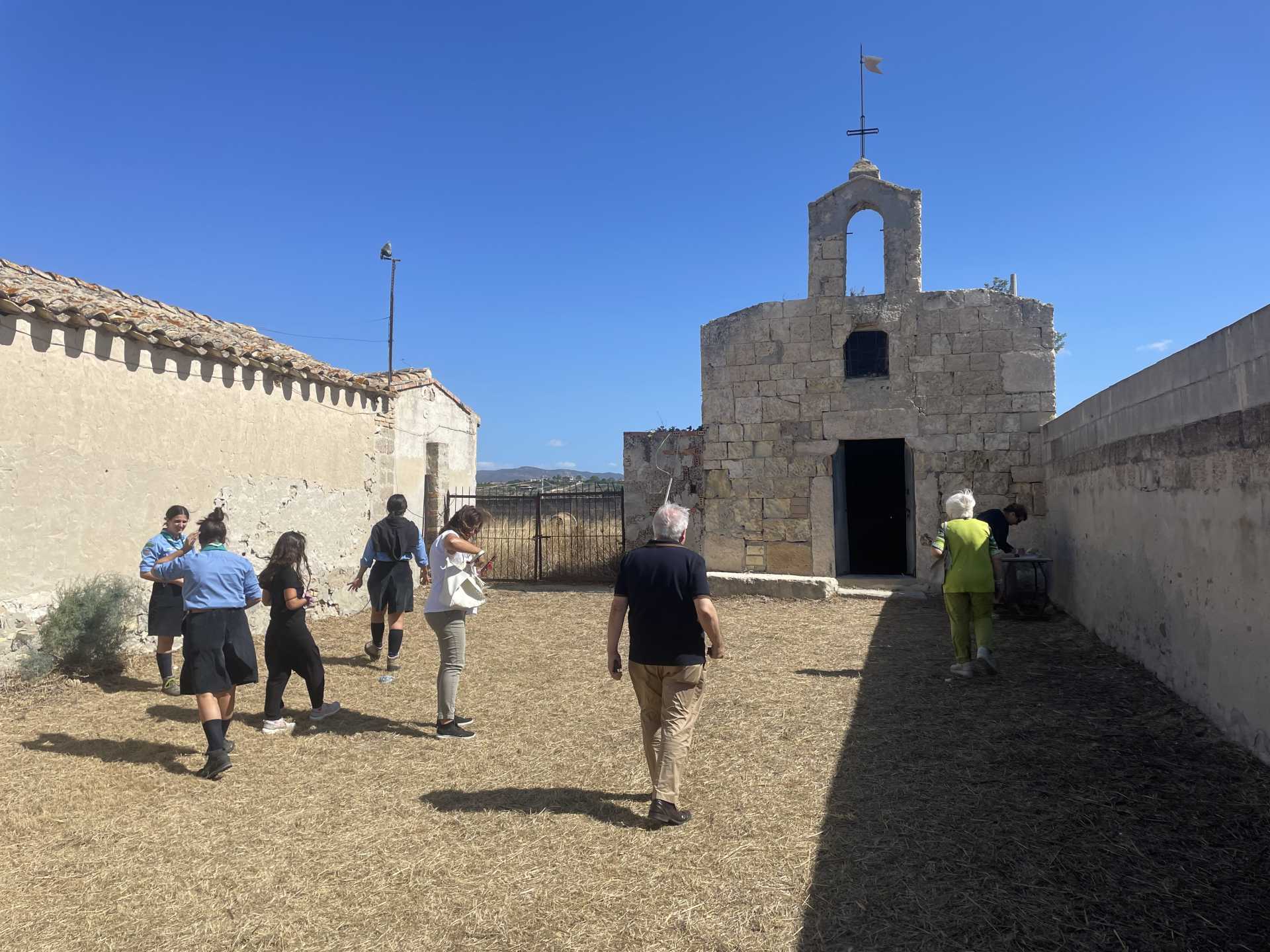 TANTI VISITATORI A QUARTU PER APPREZZARE LE CHIESE ROMANICHE DEL TERRITORIO