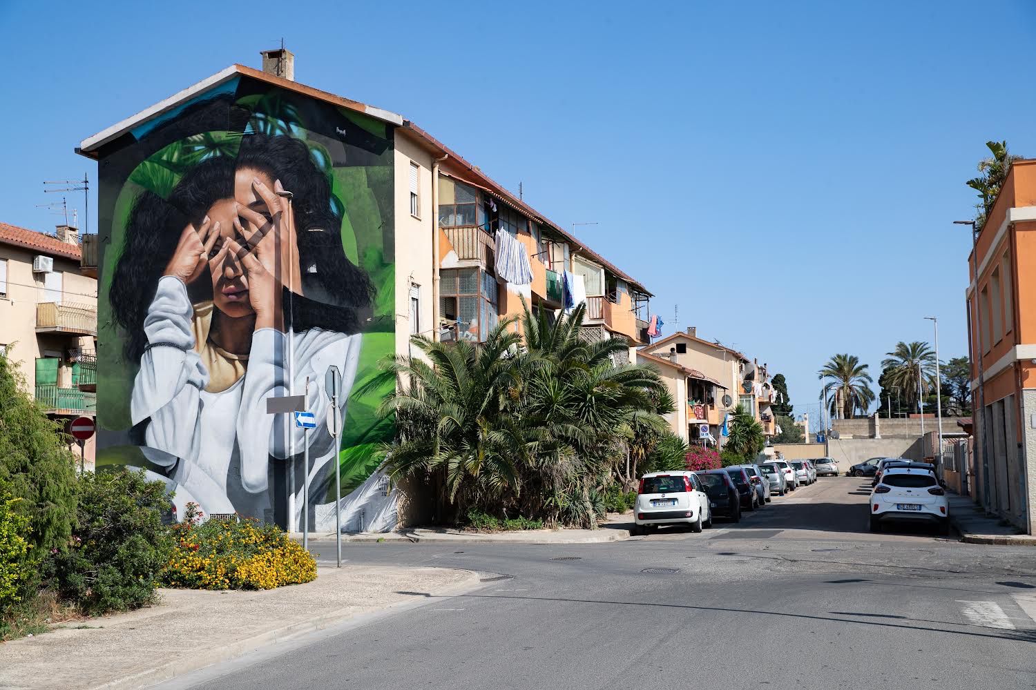 NEL RIONE SANTA LUCIA IL NUOVO MURALES DI SKAN, L'OMAGGIO DEL SINDACO